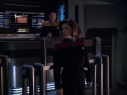 extant_StarTrek_VOY_6x01-EquinoxPart2_00899.jpg