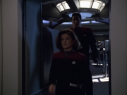 extant_StarTrek_VOY_6x01-EquinoxPart2_00918.jpg