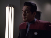 extant_StarTrek_VOY_6x01-EquinoxPart2_00947.jpg
