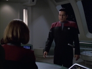 extant_StarTrek_VOY_6x01-EquinoxPart2_00974.jpg