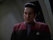extant_StarTrek_VOY_6x01-EquinoxPart2_00977.jpg