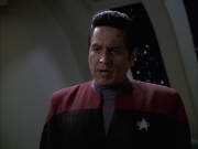 extant_StarTrek_VOY_6x01-EquinoxPart2_00980.jpg