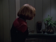 extant_StarTrek_VOY_6x01-EquinoxPart2_01016.jpg