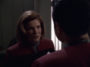 extant_StarTrek_VOY_6x01-EquinoxPart2_01026.jpg