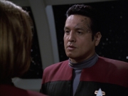 extant_StarTrek_VOY_6x01-EquinoxPart2_01031.jpg