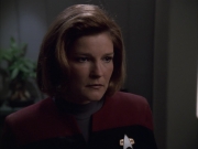 extant_StarTrek_VOY_6x01-EquinoxPart2_01038.jpg