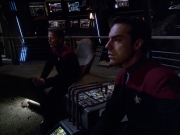 extant_StarTrek_VOY_6x01-EquinoxPart2_01070.jpg