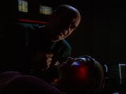 extant_StarTrek_VOY_6x01-EquinoxPart2_01102.jpg
