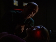 extant_StarTrek_VOY_6x01-EquinoxPart2_01106.jpg