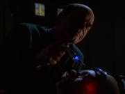 extant_StarTrek_VOY_6x01-EquinoxPart2_01112.jpg