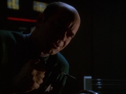 extant_StarTrek_VOY_6x01-EquinoxPart2_01116.jpg