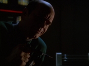 extant_StarTrek_VOY_6x01-EquinoxPart2_01117.jpg
