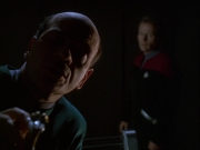 extant_StarTrek_VOY_6x01-EquinoxPart2_01133.jpg