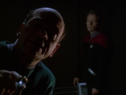 extant_StarTrek_VOY_6x01-EquinoxPart2_01134.jpg