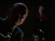 extant_StarTrek_VOY_6x01-EquinoxPart2_01136.jpg