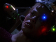 extant_StarTrek_VOY_6x01-EquinoxPart2_01176.jpg