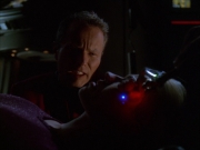 extant_StarTrek_VOY_6x01-EquinoxPart2_01182.jpg