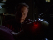 extant_StarTrek_VOY_6x01-EquinoxPart2_01185.jpg