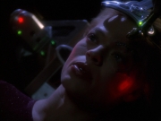 extant_StarTrek_VOY_6x01-EquinoxPart2_01198.jpg
