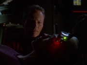 extant_StarTrek_VOY_6x01-EquinoxPart2_01203.jpg