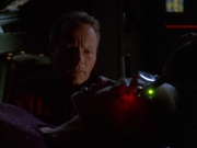 extant_StarTrek_VOY_6x01-EquinoxPart2_01207.jpg