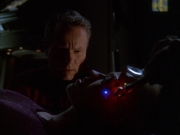extant_StarTrek_VOY_6x01-EquinoxPart2_01219.jpg