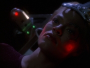 extant_StarTrek_VOY_6x01-EquinoxPart2_01220.jpg