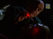 extant_StarTrek_VOY_6x01-EquinoxPart2_01245.jpg