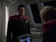 extant_StarTrek_VOY_6x01-EquinoxPart2_01268.jpg