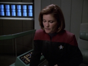 extant_StarTrek_VOY_6x01-EquinoxPart2_01277.jpg