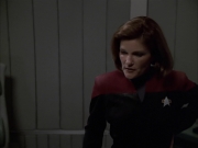 extant_StarTrek_VOY_6x01-EquinoxPart2_01328.jpg