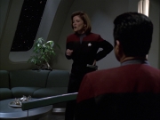 extant_StarTrek_VOY_6x01-EquinoxPart2_01355.jpg