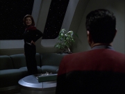 extant_StarTrek_VOY_6x01-EquinoxPart2_01367.jpg