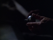 extant_StarTrek_VOY_6x01-EquinoxPart2_01403.jpg