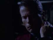 extant_StarTrek_VOY_6x01-EquinoxPart2_01437.jpg