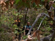 extant_StarTrek_VOY_6x01-EquinoxPart2_01501.jpg