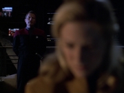 extant_StarTrek_VOY_6x01-EquinoxPart2_01562.jpg