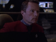 extant_StarTrek_VOY_6x01-EquinoxPart2_01605.jpg