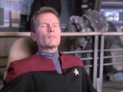 extant_StarTrek_VOY_6x01-EquinoxPart2_01637.jpg