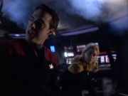 extant_StarTrek_VOY_6x01-EquinoxPart2_01644.jpg