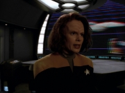 extant_StarTrek_VOY_6x01-EquinoxPart2_01663.jpg
