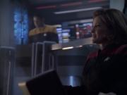 extant_StarTrek_VOY_6x01-EquinoxPart2_01688.jpg