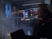 extant_StarTrek_VOY_6x01-EquinoxPart2_01690.jpg