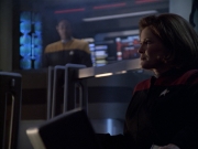 extant_StarTrek_VOY_6x01-EquinoxPart2_01696.jpg