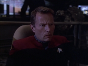 extant_StarTrek_VOY_6x01-EquinoxPart2_01707.jpg