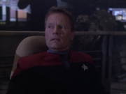 extant_StarTrek_VOY_6x01-EquinoxPart2_01710.jpg