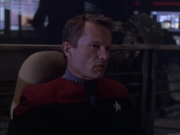 extant_StarTrek_VOY_6x01-EquinoxPart2_01719.jpg