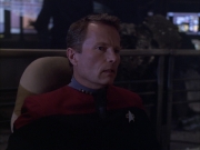 extant_StarTrek_VOY_6x01-EquinoxPart2_01720.jpg