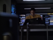 extant_StarTrek_VOY_6x01-EquinoxPart2_01764.jpg
