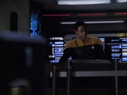 extant_StarTrek_VOY_6x01-EquinoxPart2_01768.jpg